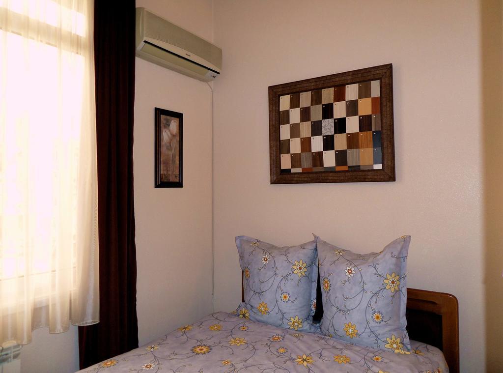 Ara & Gaya Аpartment Apartment Yerevan Ngoại thất bức ảnh