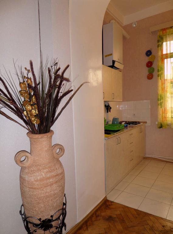 Ara & Gaya Аpartment Apartment Yerevan Ngoại thất bức ảnh